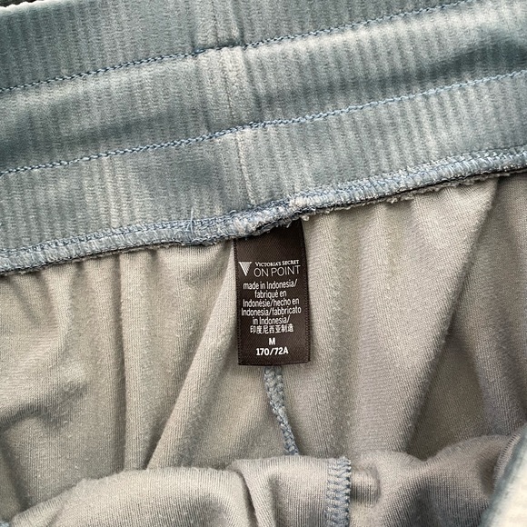 Victoria Secret velour set - Picture 5 of 8